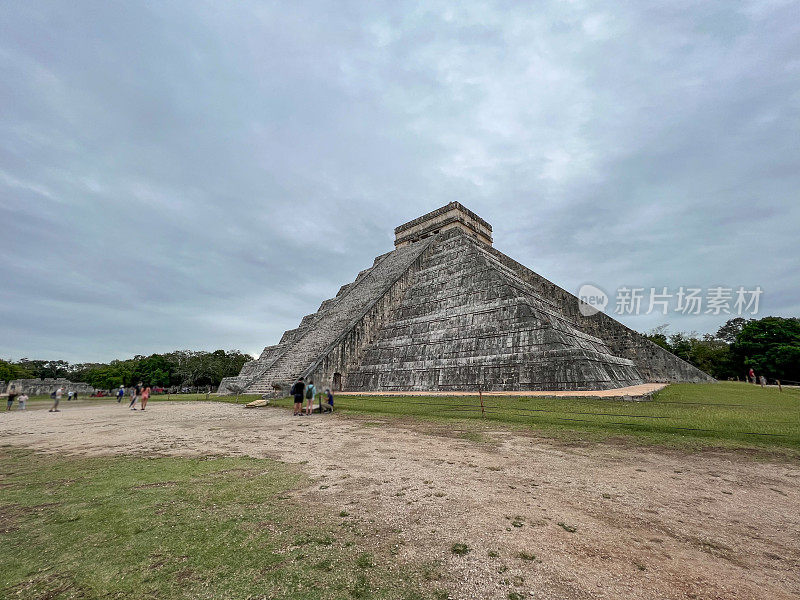 El Castillo, Chichen itzá，墨西哥——尤卡坦半岛上著名的金字塔形寺庙